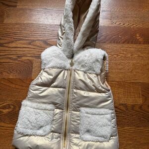 Nicole Miller New York champagne-gold puffer vest
